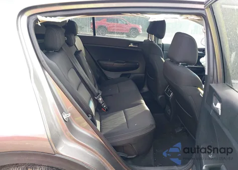 2017 Kia Sportage Lx z USA, uszkodzony, nr VIN KNDPMCAC3H7288063